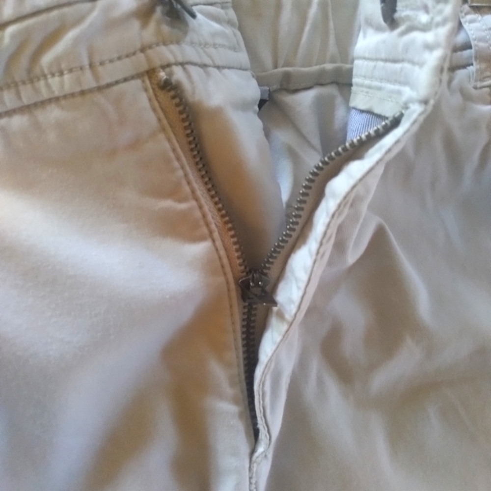 Plus Size Ladies Cropped Pants